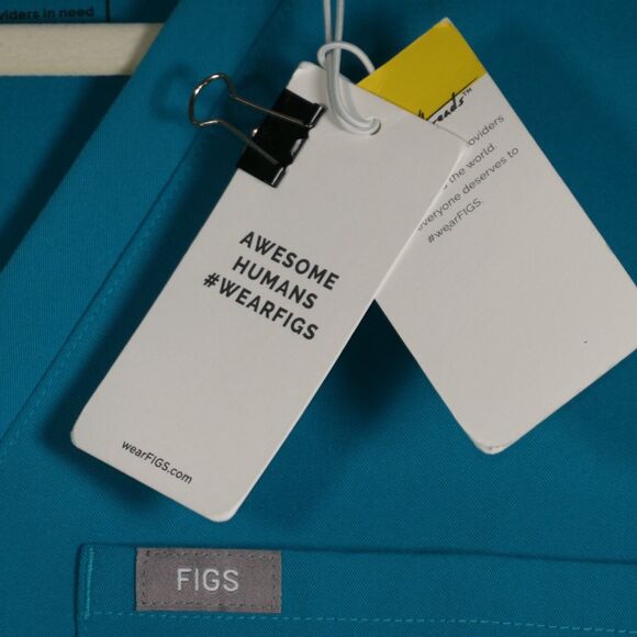 NWT Figs Green Scrub Top Women XS Nursing Medical Hospital Vet Catarina 1 Pocket - Picture 9 of 9